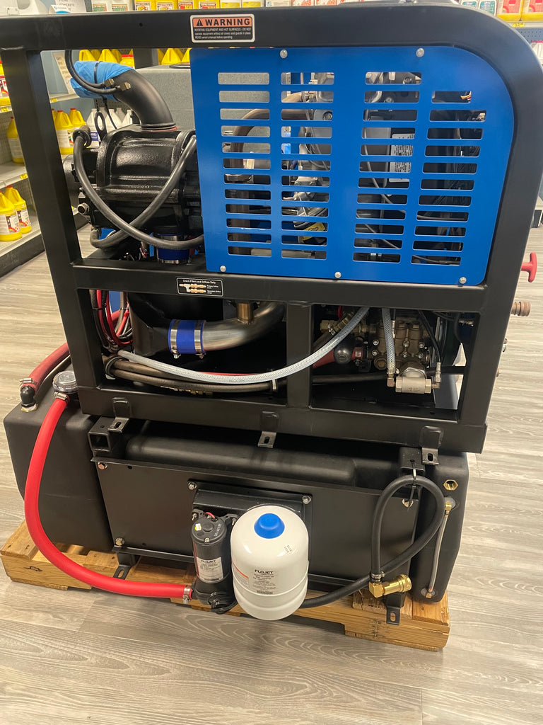 HYDRAMASTER BOXXER 318 WITH 100 GALLON WASTE TANK CLEANING DEPOT STORE