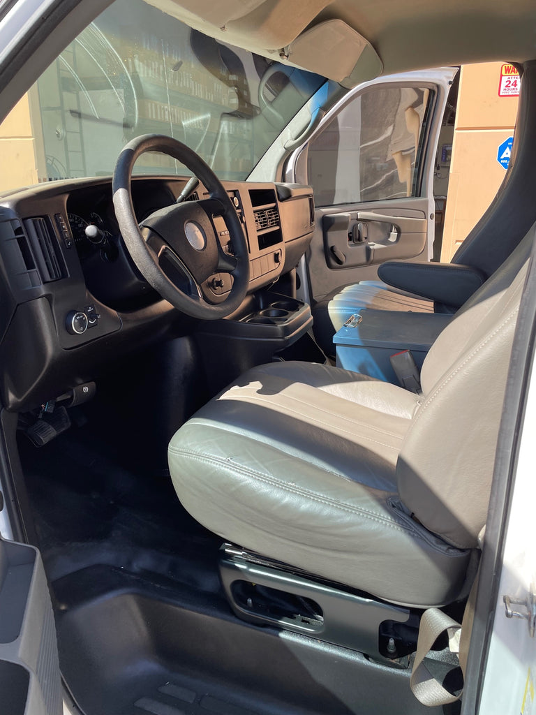 CARPET CLEANING VAN FOR SALE FULLY LOADED CHEVY EXPRESS 3500 WITH 370S